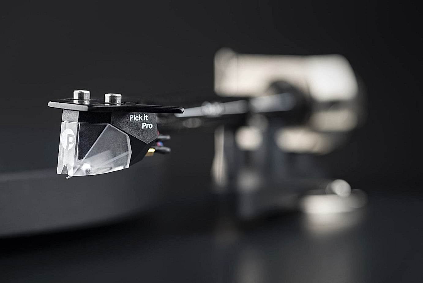 Debut PRO Tonearm Detail Pickit Large